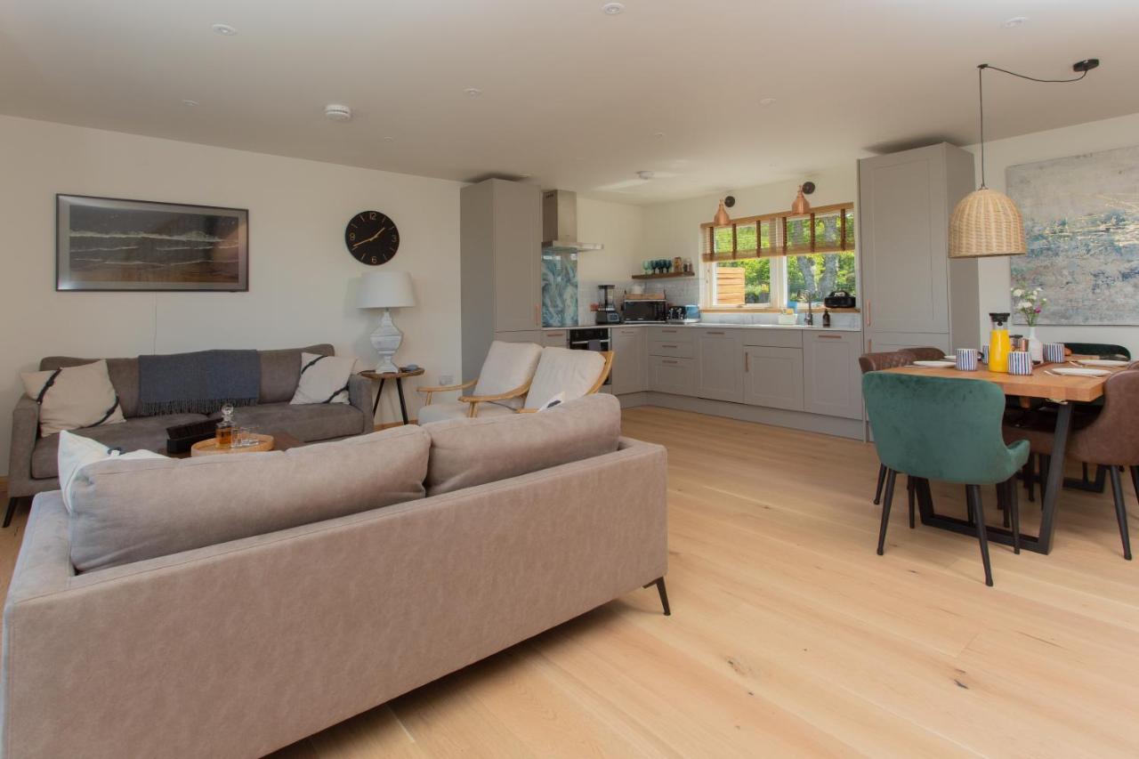 Villa Litua Luxury Self-Catering With Stunning Sea Views Arisaig Exterior foto